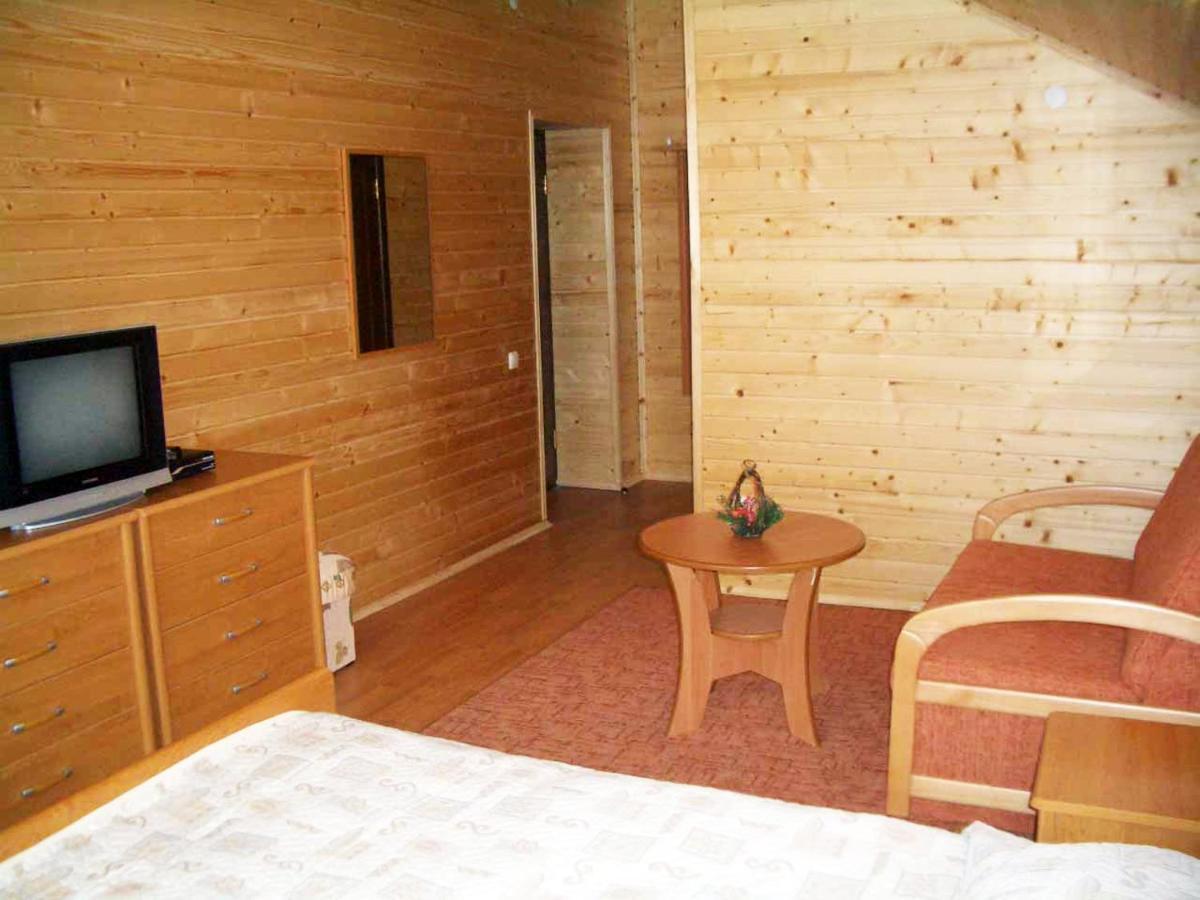 Karpatski Zori Hotel Bukovel Szoba fotó
